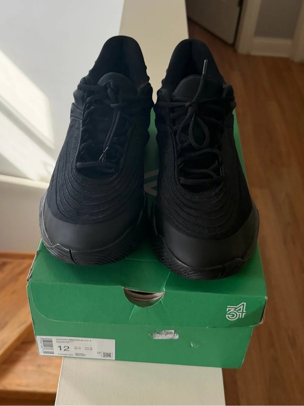 Brand new”NIKE”(giannis immortality 4)men’s sneakers.Size-12,color-black/noir.🖤